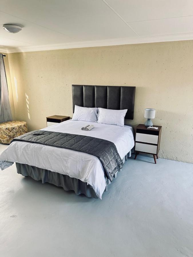 One Home Pretoria-Noord 外观 照片