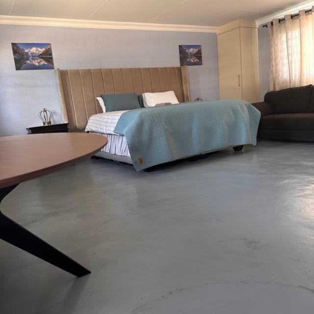 One Home Pretoria-Noord 外观 照片