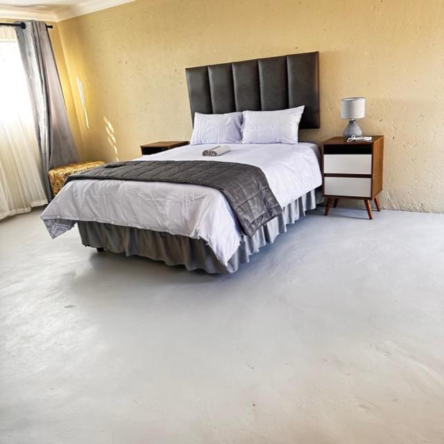 One Home Pretoria-Noord 外观 照片