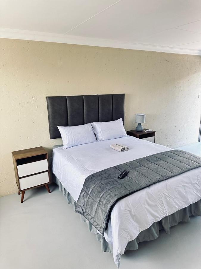 One Home Pretoria-Noord 外观 照片