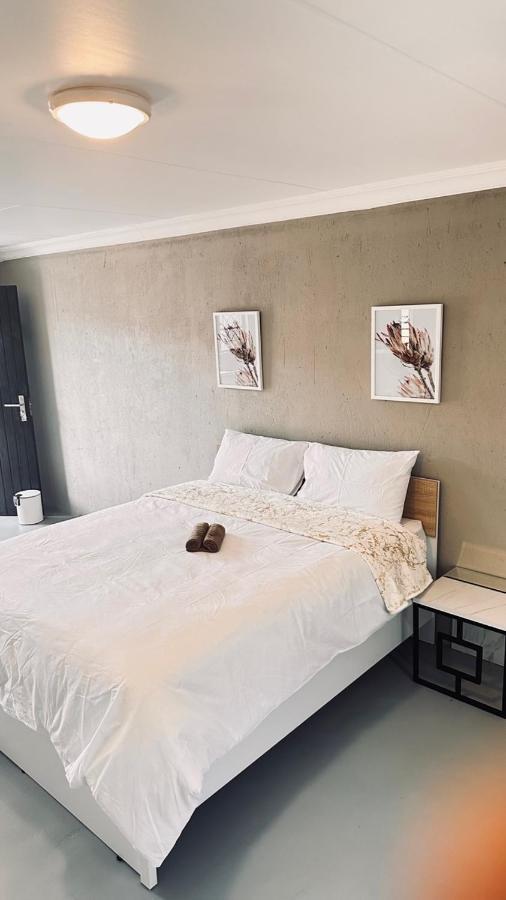 One Home Pretoria-Noord 外观 照片