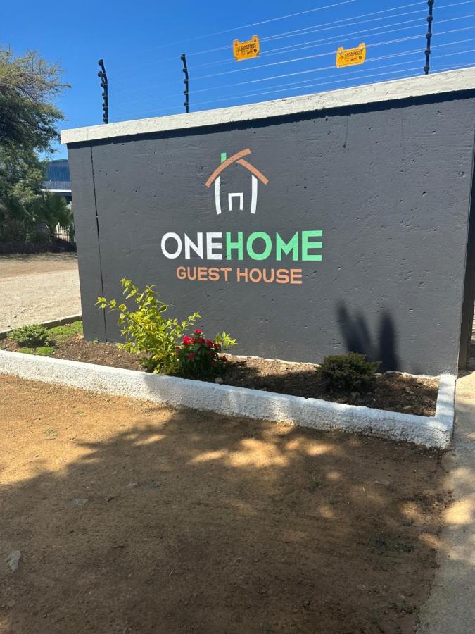 One Home Pretoria-Noord 外观 照片